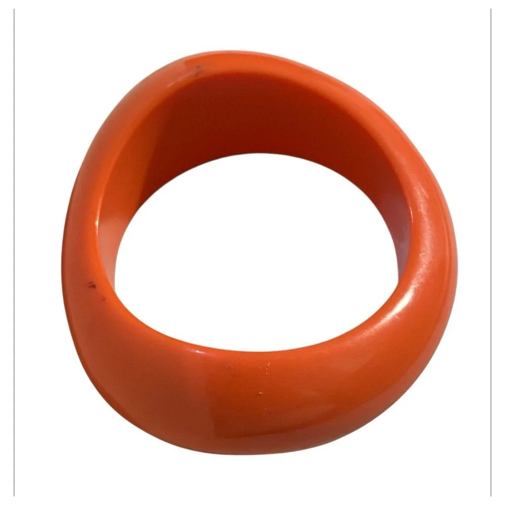 Vintage Lucite‎ Bracelet Chunky Coral Color Bangle 1-1.5x8